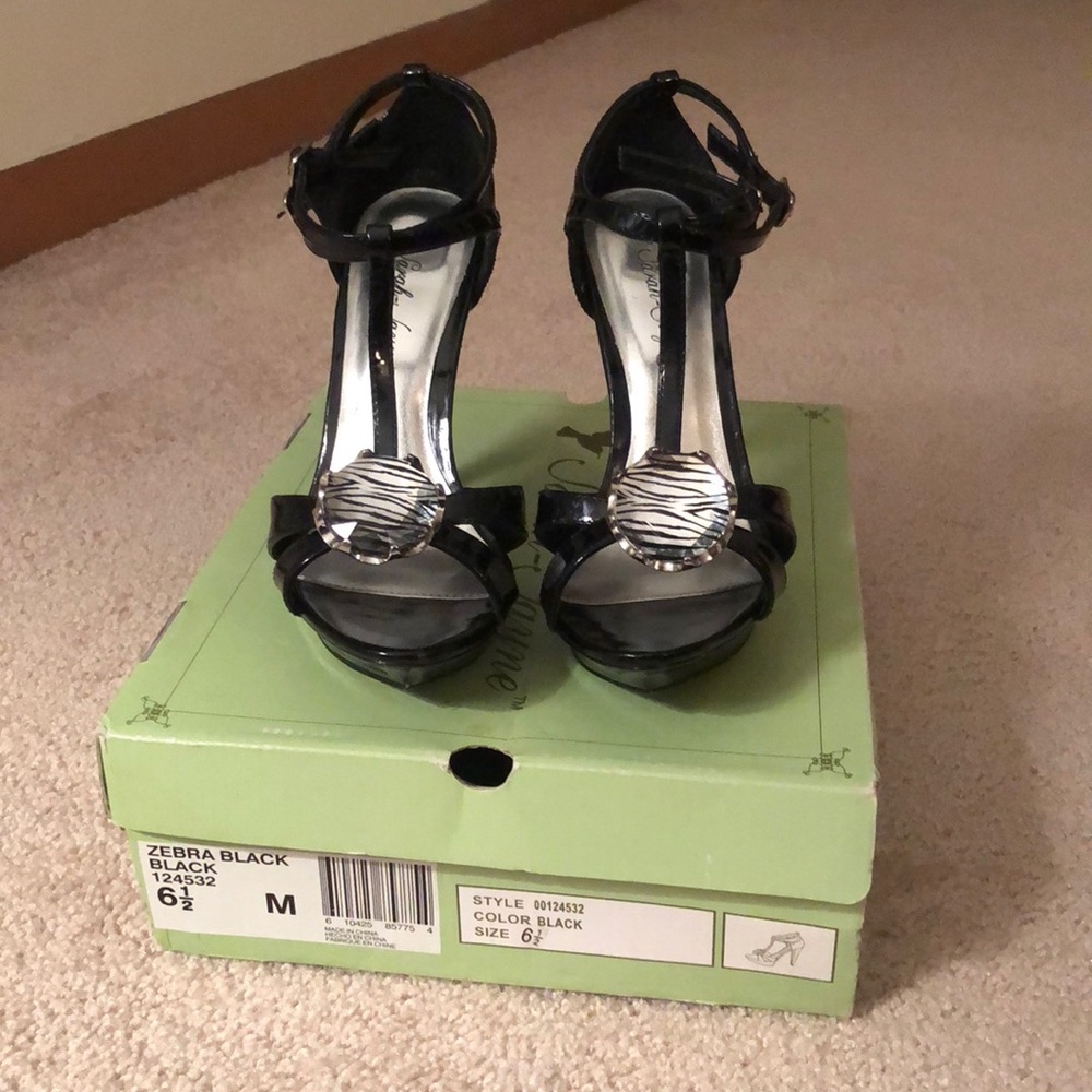 Black Formal Shoes